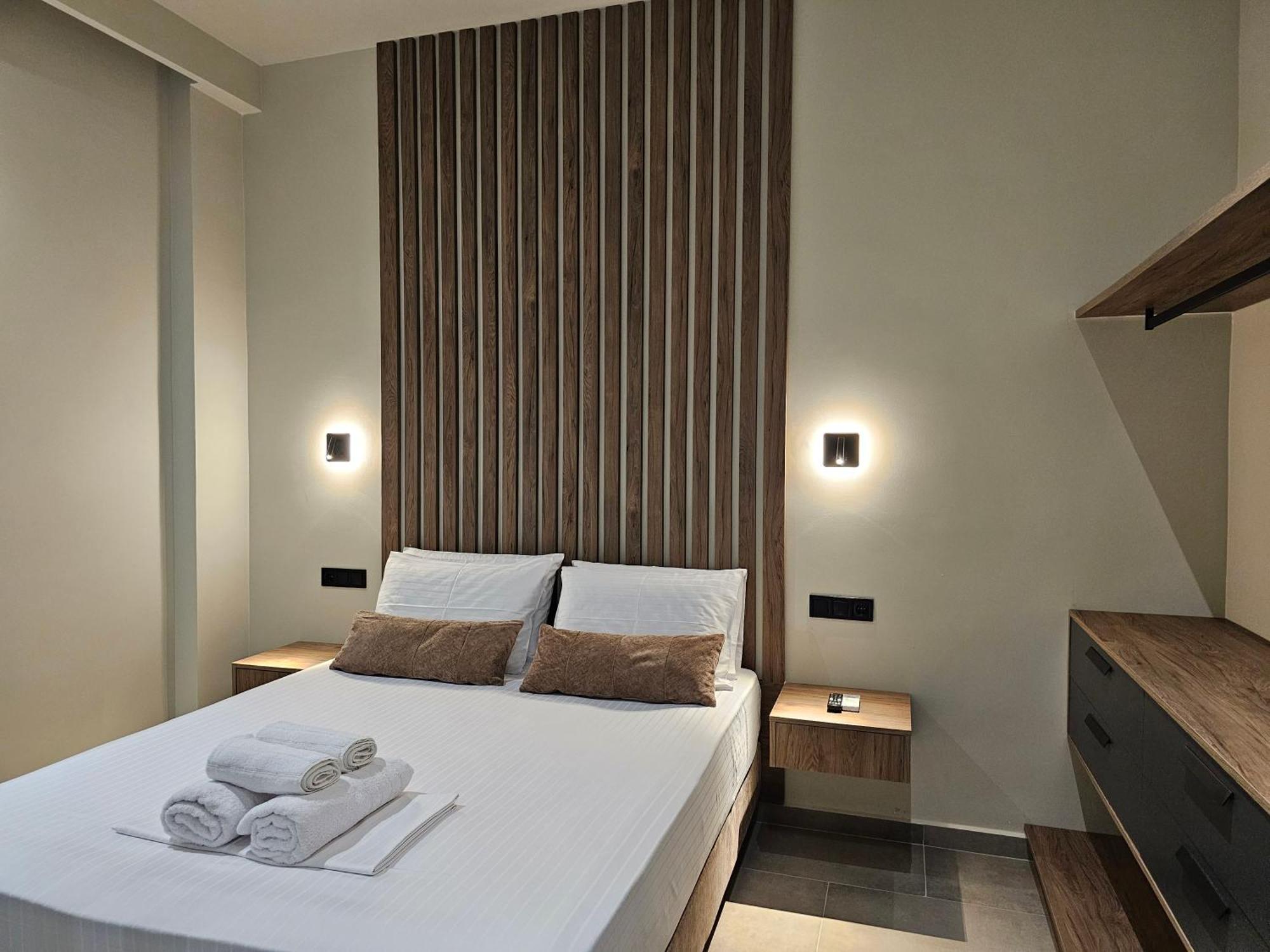 Rea's Luxury Apartment Stoupa