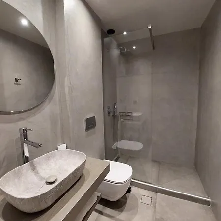 Rea'S Luxury Apartments Στούπα Εξωτερικό φωτογραφία
