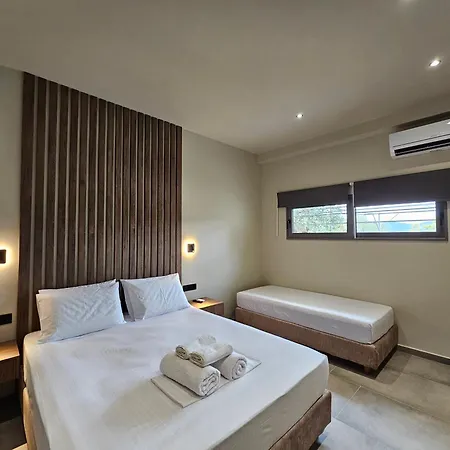 Rea'S Luxury Apartments Στούπα Εξωτερικό φωτογραφία
