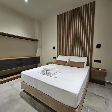 Rea'S Luxury Apartments Στούπα Εξωτερικό φωτογραφία