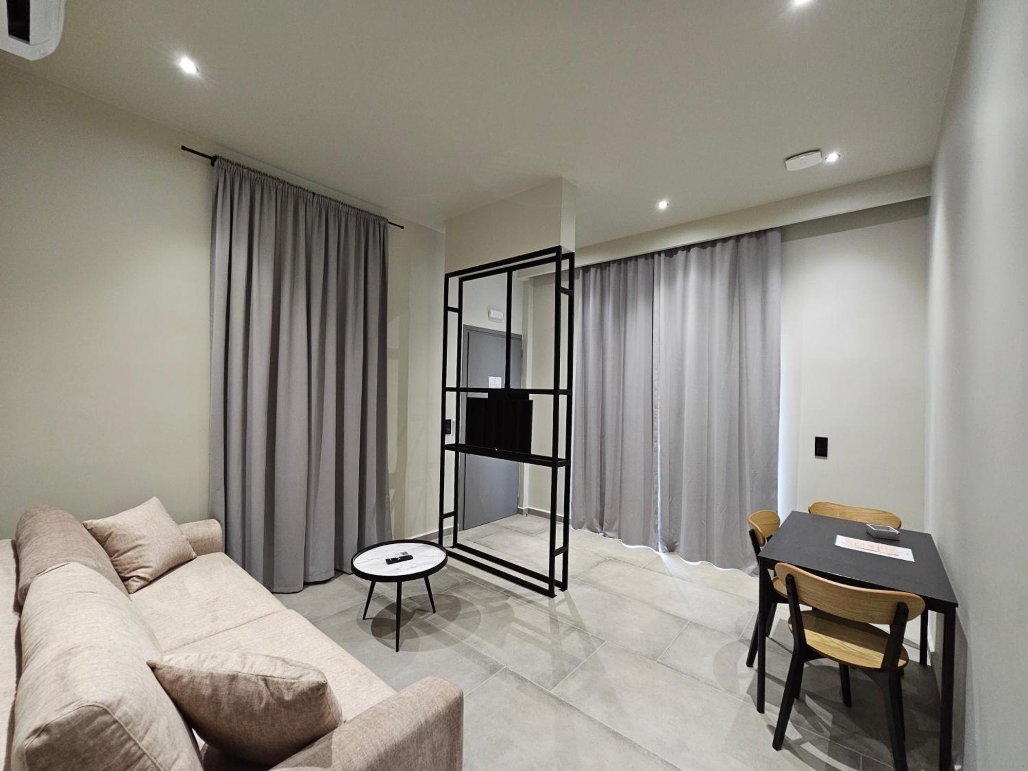 Rea's Luxury Apartment